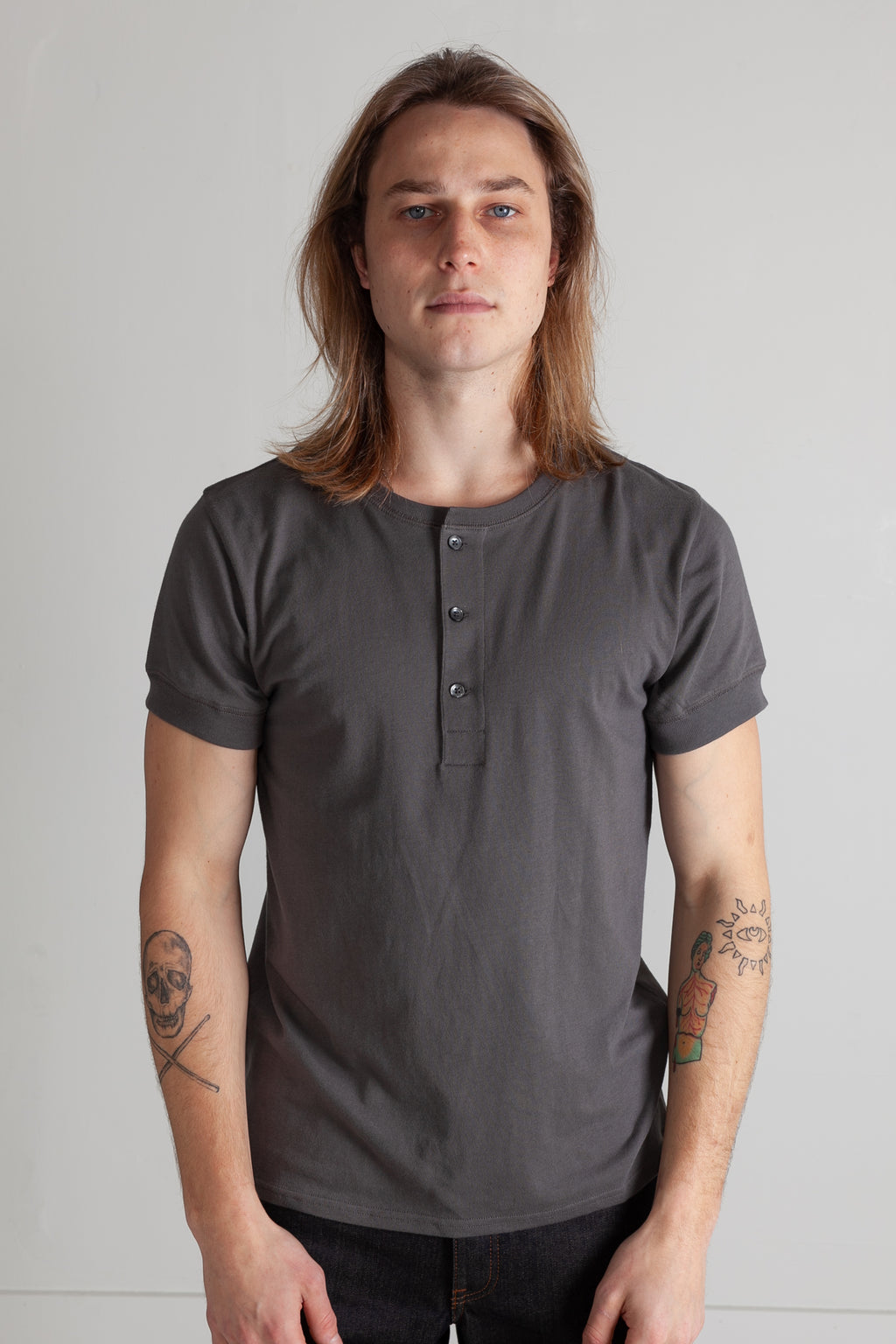 Spun Jersey Henley in Dark Grey 01